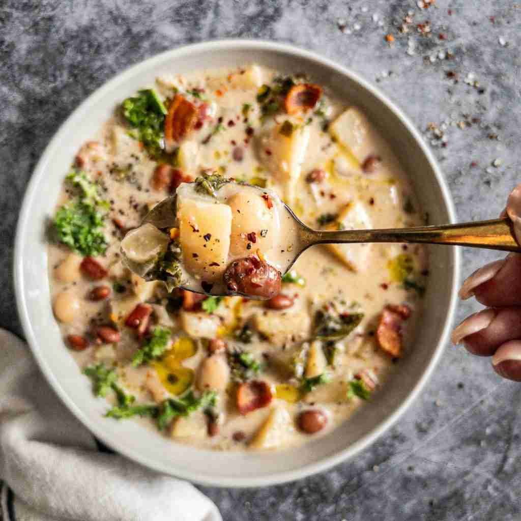 Slow Cooker Potato and Bean Soup with Bacon
