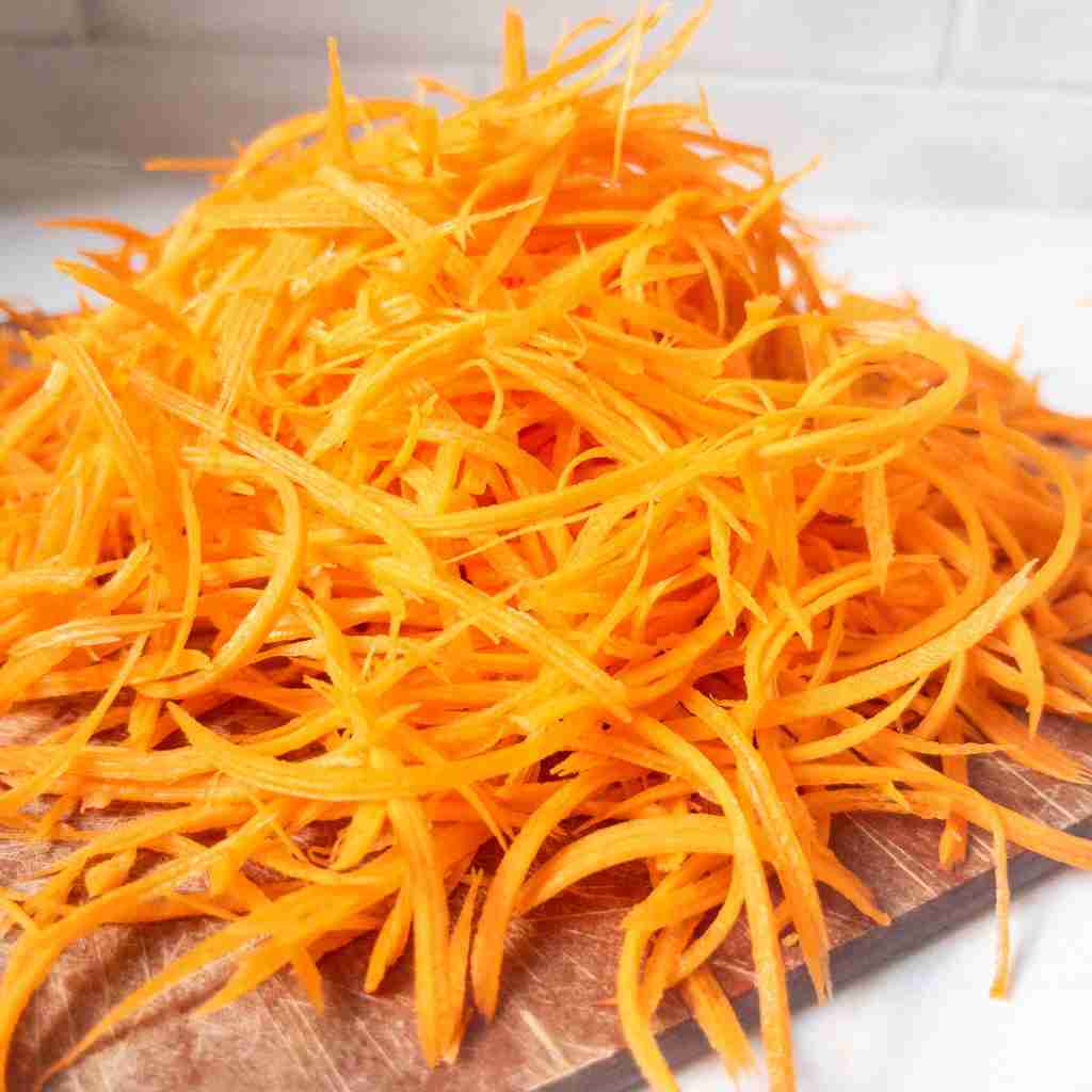 Julienned Carrots for Salad