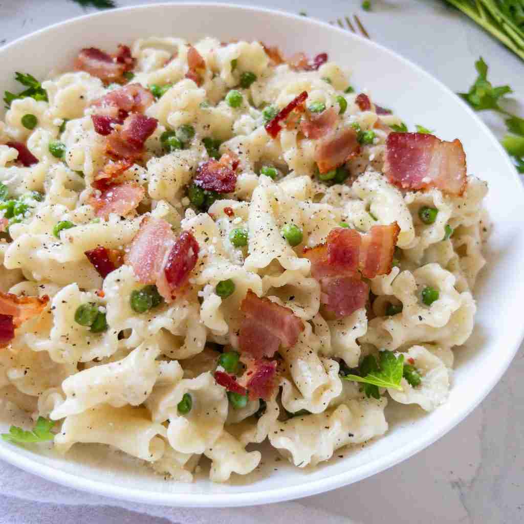 Pasta and Peas with Bacon