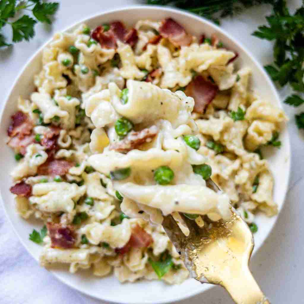 Pasta and Peas with Bacon