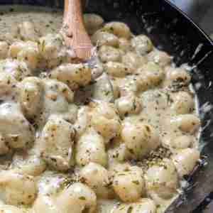 Gnocchi with Pesto Sauce