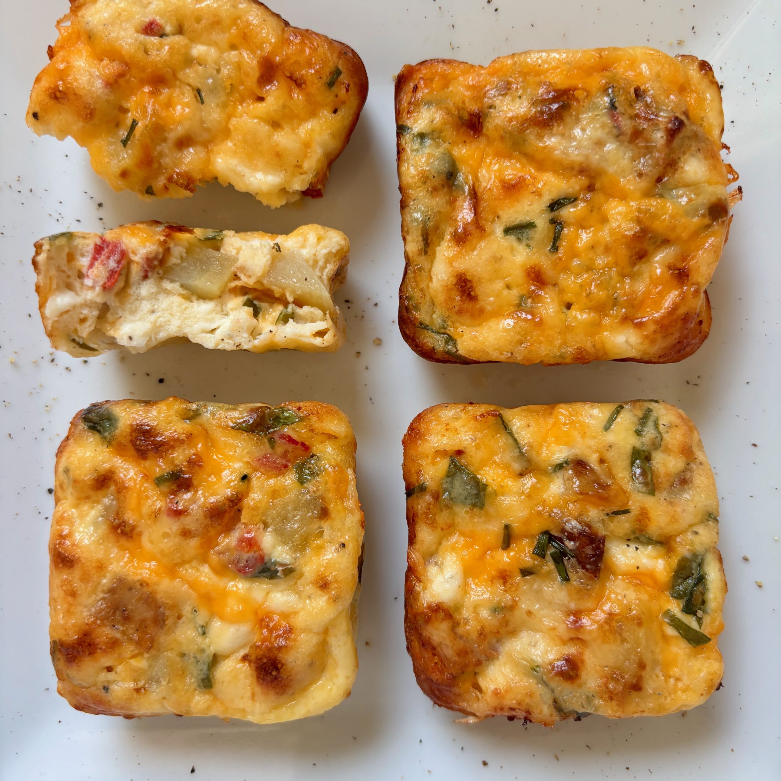 cheesy veggie egg bites