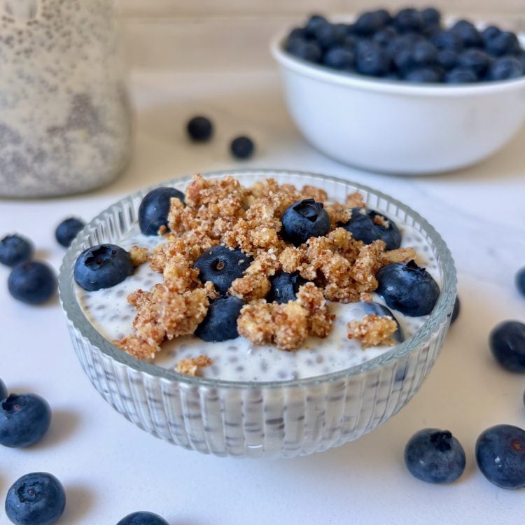 Blueberry Cheesecake Chia Pudding