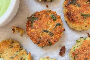 Golden Crispy cheesy spinach quinoa bites