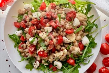 Marinated White Bean Tomato Basil & Bocconcini Jar Salad