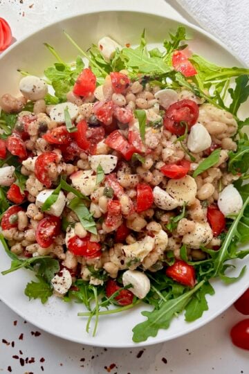 Marinated White Bean Tomato Basil & Bocconcini Jar Salad