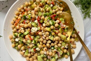 Spicy Dill Pickle Marinated Chickpea Jars